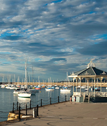 LISA-Sprachreisen-Englisch-Irland-Dublin-by-the-Sea-Pier-Meer-Kueste LISA-Sprachreisen-Englisch-Irland-Dublin-by-the-Sea-Pier-Meer-Kueste