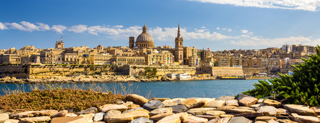 LISA-Sprachreisen-Erwachsene-Englisch-Malta-Sliema-St-Julians-Valetta-Meer-Urlaub
