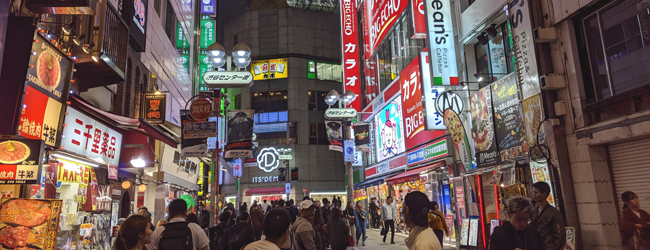 LISA-Sprachreisen-Erwachsene-Japanisch-Japan-Tokio-Shibuya-Ausgehen-Restaurants-Abend