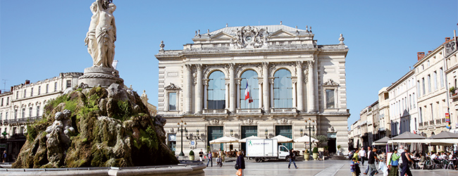 LISA-Sprachreisen-Franzoesisch-Montpellier-Plca-de-la-Comedie-Oper-Ausgehen-Stadtzentrum-Schule-zentral-Sighseeing-Einkaufen-Ausgehen