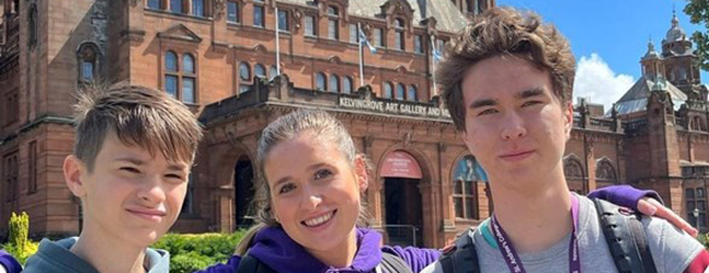 LISA-Sprachreisen-Schueler-Englisch-England-Schottland-Edinburgh-Campus-Merchiston-Gruppe-Ausflug