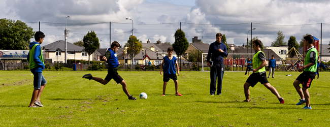 LISA-Sprachreisen-Schueler-Englisch-Irland-Ennis-Sport-Freizeit-Fussball-Tore