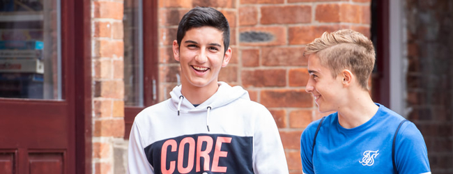 LISA-Sprachreisen-Schueler-Englisch-Schottland-Perth-Kilgraston-Sommer-Campus-Jungs-Spass LISA-Sprachreisen-Schueler-Englisch-Schottland-Perth-Kilgraston-Sommer-Campus-Jungs-Spass