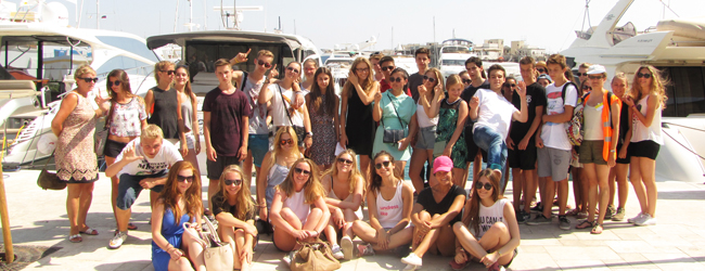 LISA-Sprachreisen-Schueler-Englisch-Zypern-Limassol-Ausflug-Hafen-Yacht-Sommer