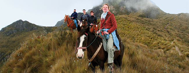 LISA-Sprachreisen-Spanisch-Ecuador-Quito-Freizeit-Aktivitaeten-Reiten-Ausritt-Wandern-Natur-Landschaft-internationale-Teilnehmer